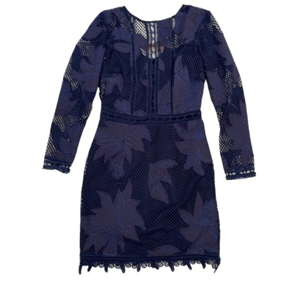 Adelyn Rae Lace Dress - Picture 2 of 10